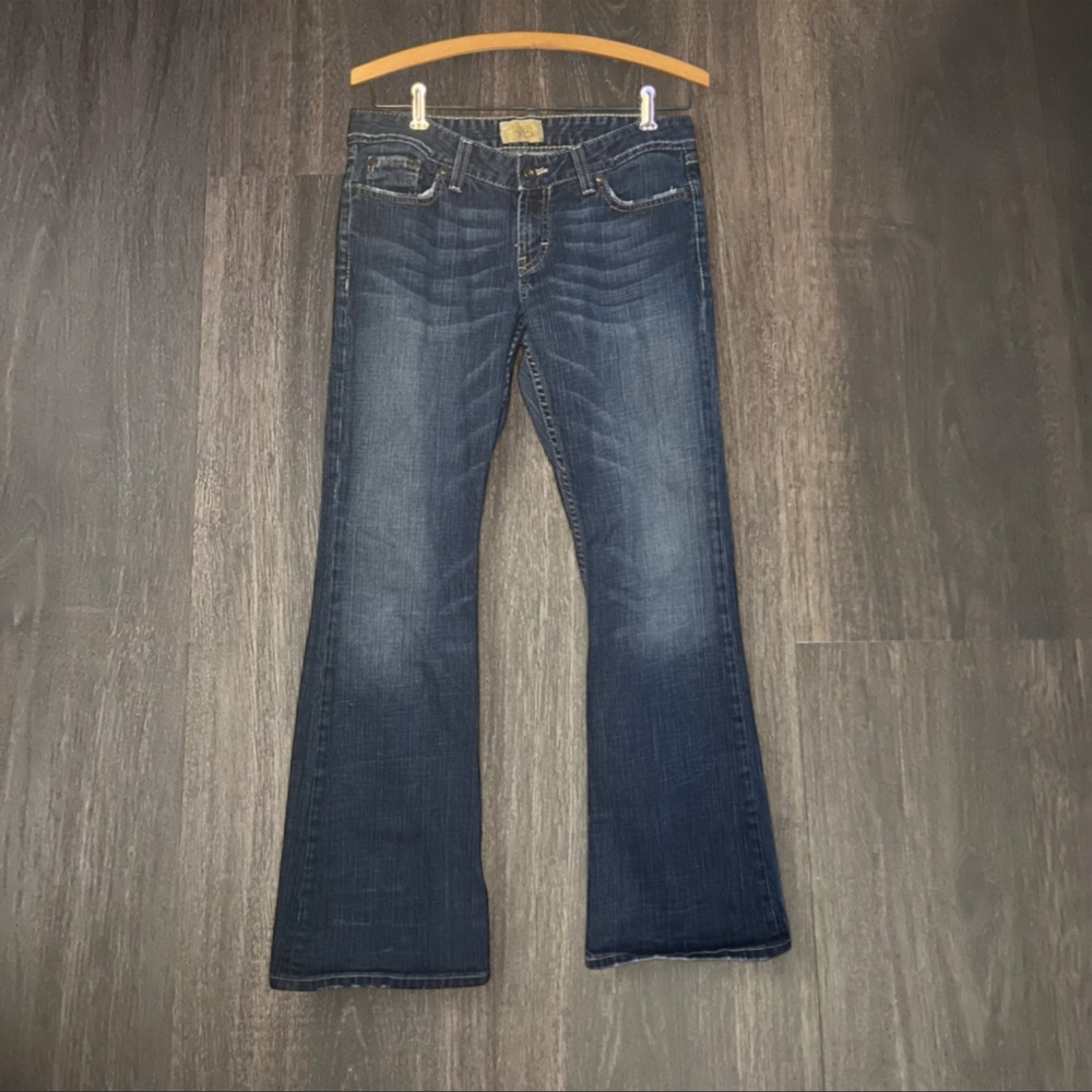 Buckle Sabrina Stretch Flare Jeans 29x28